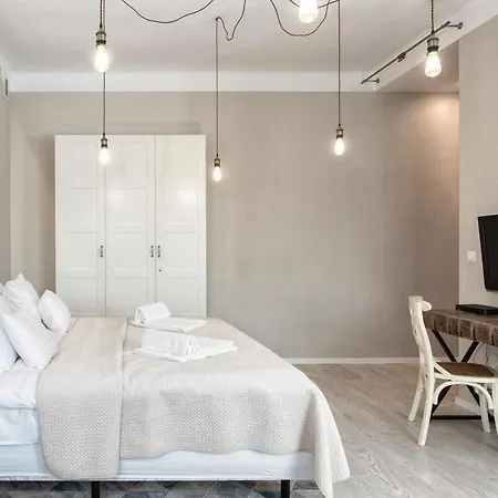 Hellowarsaw Cosy Near Pkin Lejlighed